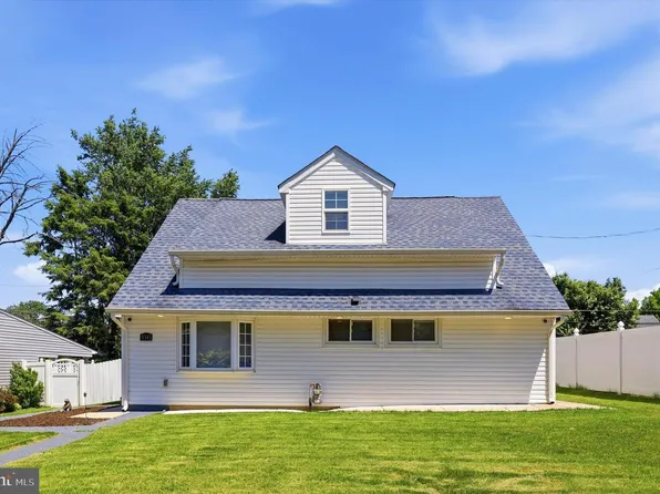 9345 Annapolis Rd, Philadelphia, PA 19114
