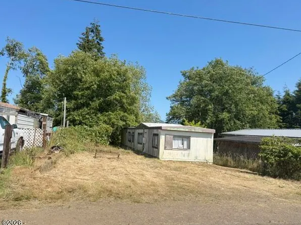 7845 19th St, Bay City, OR 97107