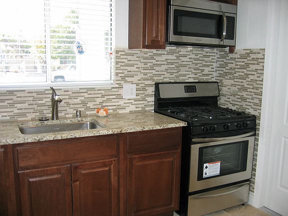 4th image of 2557 Amethyst Dr