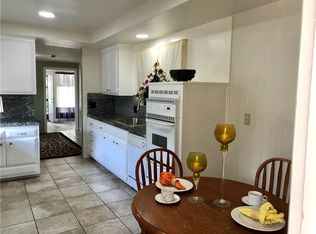 1219 E Fairway Dr, Orange, CA 92866