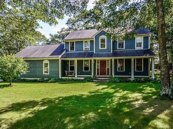 2nd image of 24 Farnham Dr
