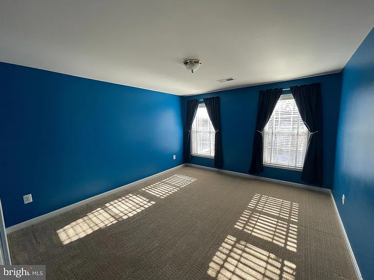 21330 Meadow Field Ct — Photo 31