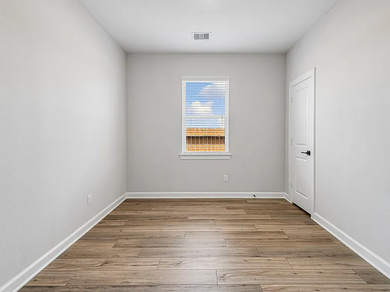 15765 Bayberry Trace Dr — Photo 6