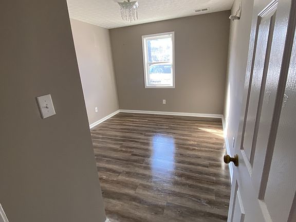 2nd image of 979 Bryant Way #11529819