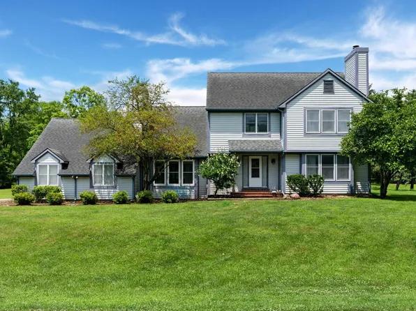 40 Blackberry Ct, Lafayette, IN 47905