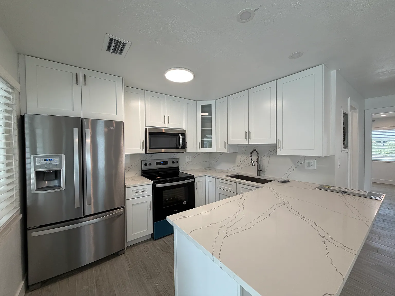 2 bed, 774 sqft, $3,600 — Photo 1
