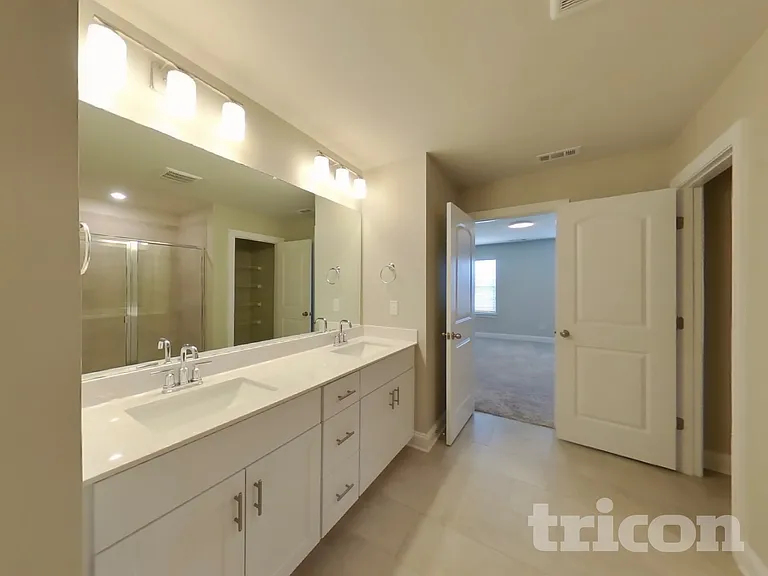 1331 Carriage Park Dr — Photo 9