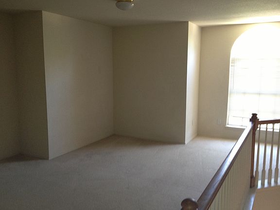 3rd image of 1311 Tetbury Ln