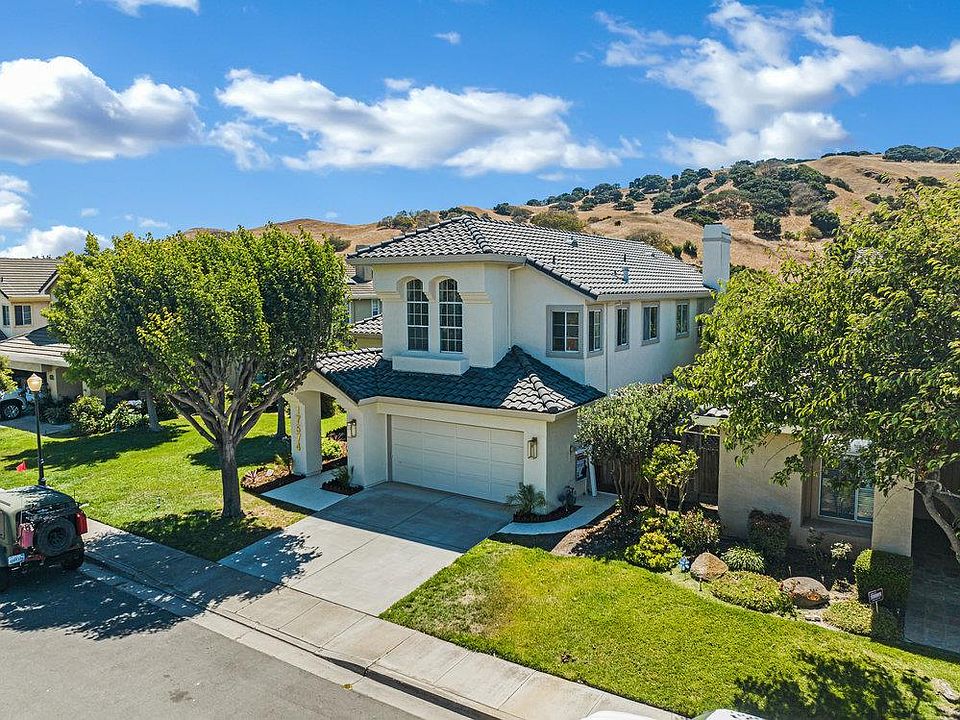 17574 Winding Creek Rd, Salinas, CA 93908 | Zillow