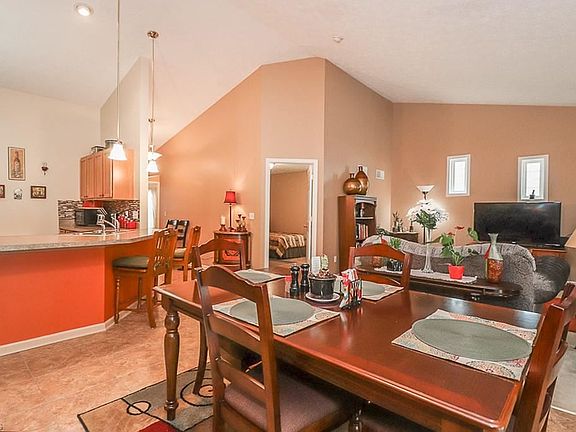 4th image of 6263 Dogwood Ln