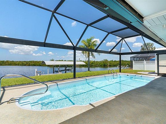 5th image of 4195 Surfside Ct