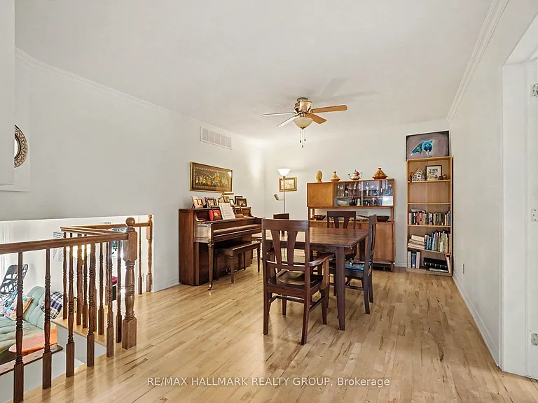 48 Dunbarton Ct — Photo 10