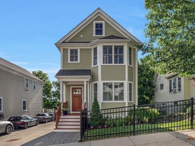 27 Beryl St, Roslindale, MA, 02131