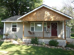 3849 12th St, Wayland, MI 49348