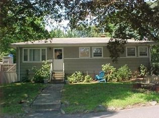 2 Rogers Ave, Woburn, MA 01801