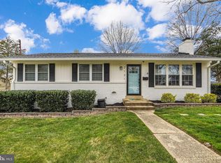 2131 N Early St, Alexandria, VA 22302