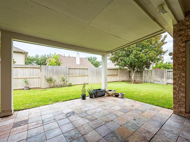 13815 Normandy Ct — Photo 25