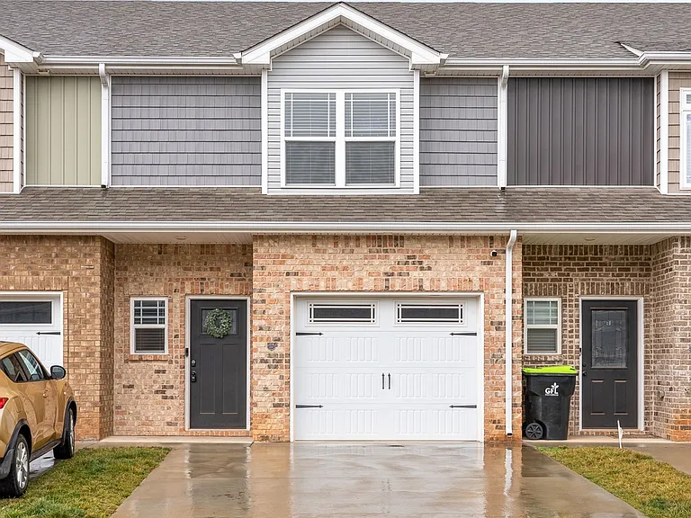 318 Fallow Cir — Photo 1