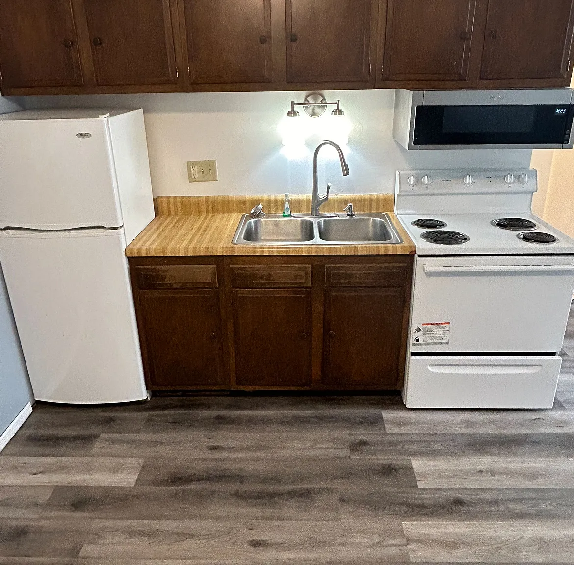 1004 S College St — Photo 4