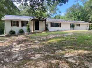 61 Morris Brown Rd, Laurel, MS 39443