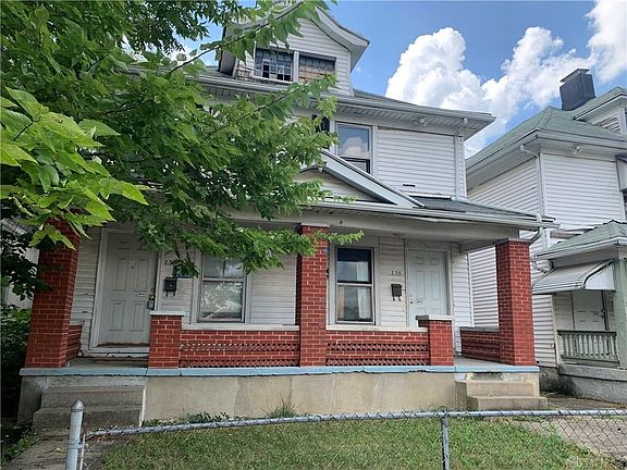 2nd image of 737 Taylor St