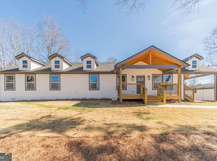 2741 Pierce Rd, Gainesville, GA 30507