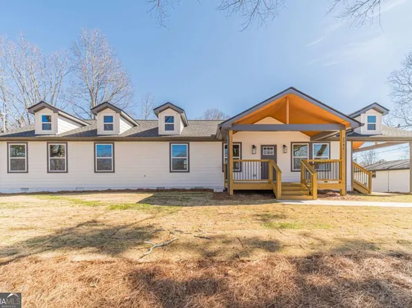 2741 Pierce Rd, Gainesville, GA 30507