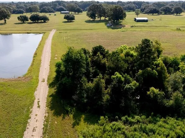 10 La Hwy, Franklinton, LA 70438