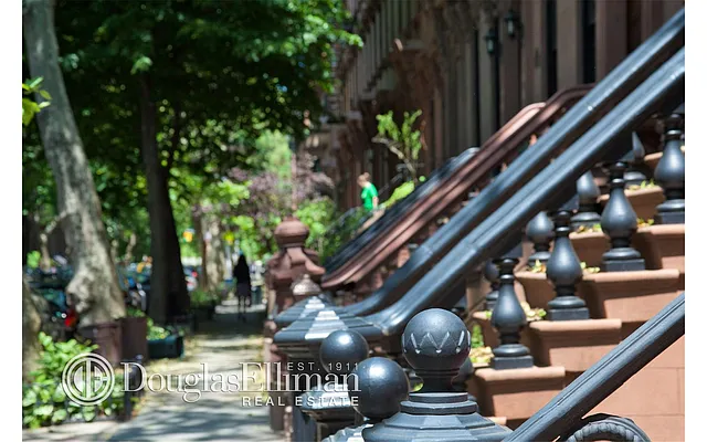 Rented by Douglas Elliman | media 16