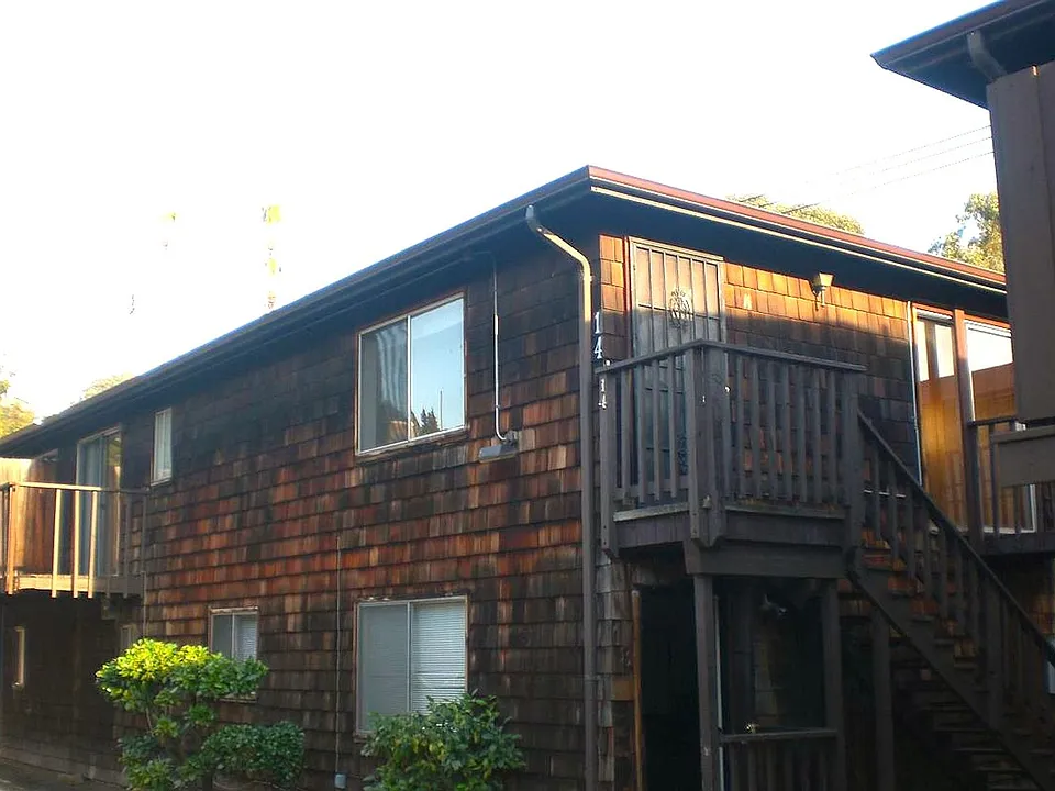 6630 Macarthur Blvd #14
