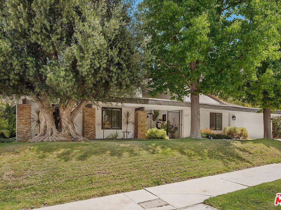 1st image of 18360 Lake Encino Dr