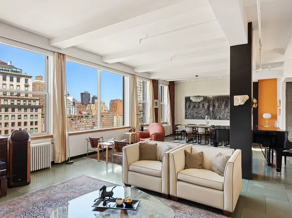 118 East 25th Street PH image 2 of 14