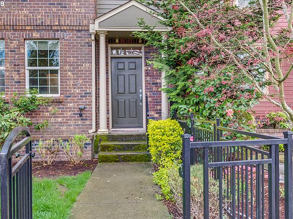 3rd image of 5873 NE Alder St