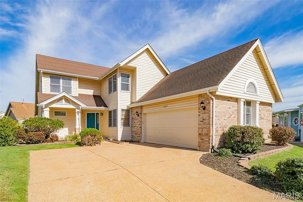 3 bed, 2.5 bath, 1969 sqft, $2,850 — Photo 1