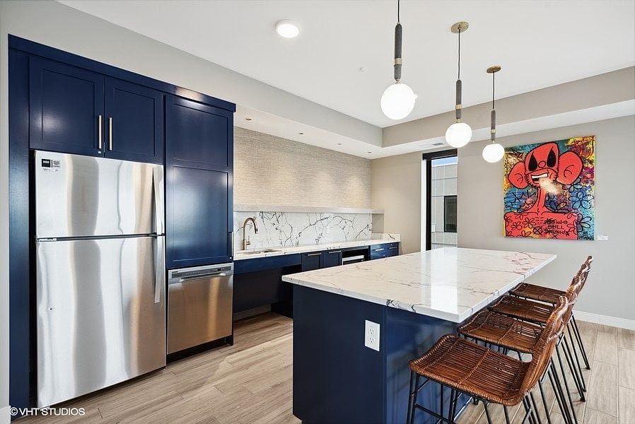 1st image of 500 Lake St W #4081532