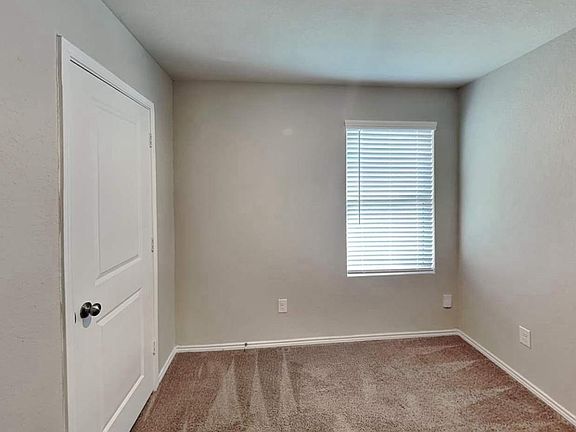 3rd image of 5502 Verdugos Pl