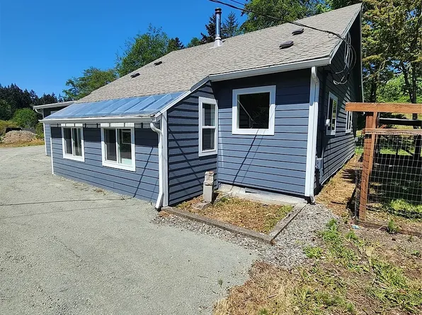 2033 E Keller Dr, Port Angeles, WA 98362