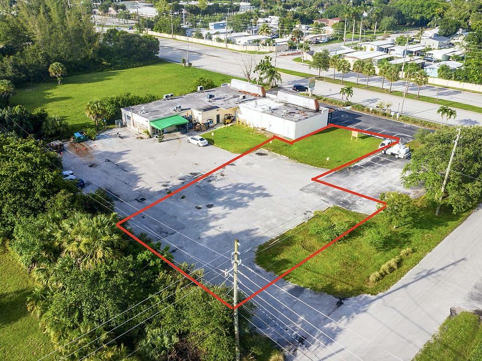 1st image of 4555 Lillian Ave