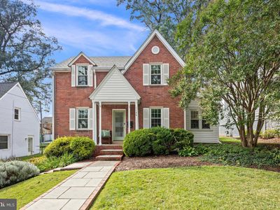 1134 N Harrison St, Arlington, VA, 22205