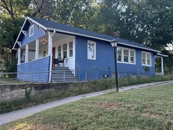 508 Linn St, Leavenworth, KS 66048