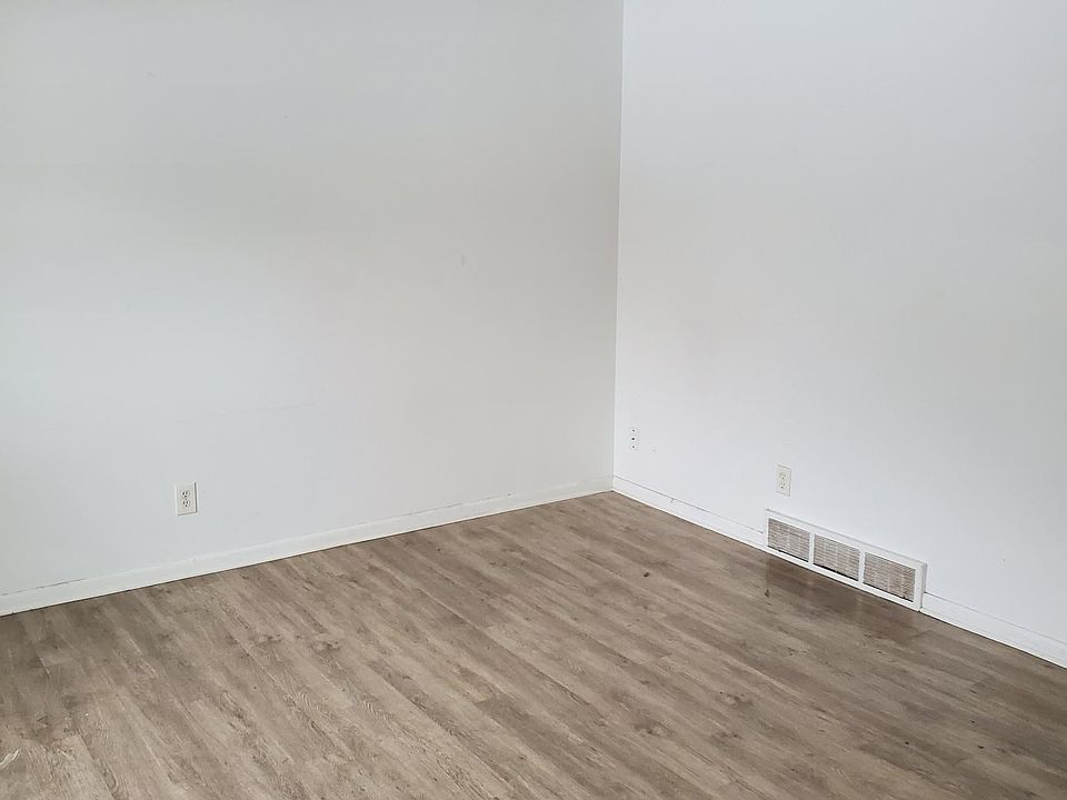 1st image of 243 River Ln APT 5