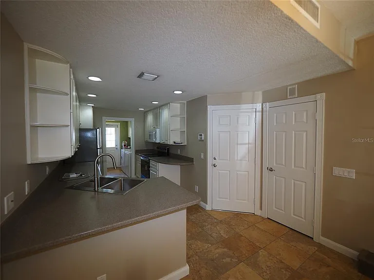 1649 Napoli Dr W — Photo 4
