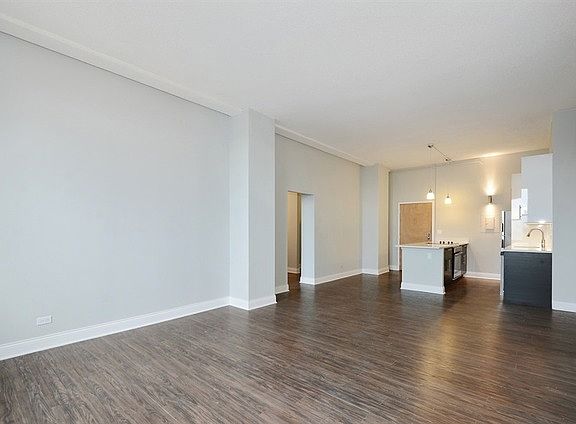 4th image of 600 S Dearborn St APT 2110