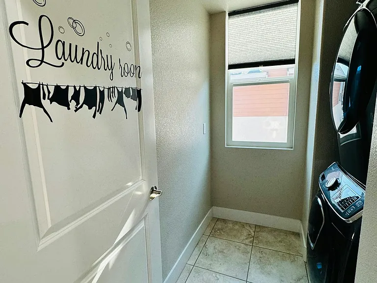 4285 Trolan Ln — Photo 18