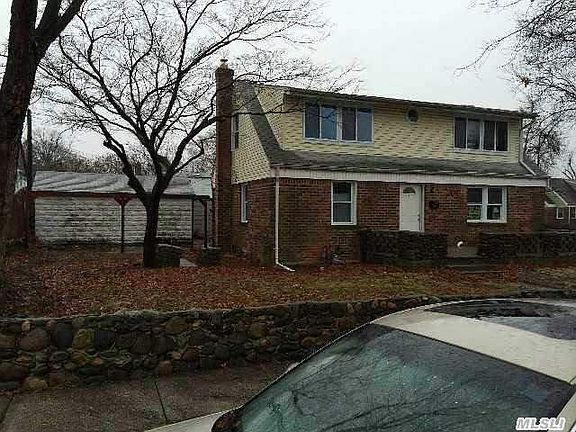 3rd image of 5 Monaco Ave
