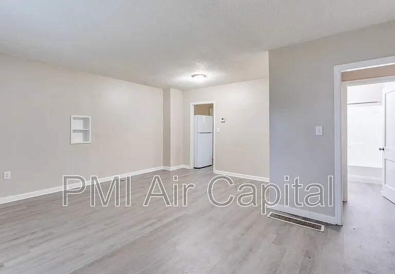 4910 E Gilbert St — Photo 9
