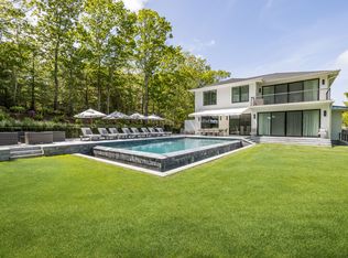 10 Hillside Ave, Sag Harbor, NY 11963