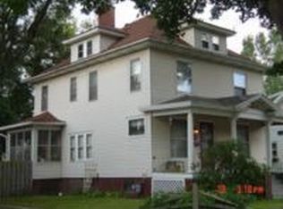 362 Clark St, Galesburg, IL 61401