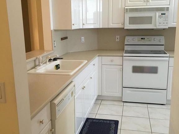 3rd image of 5759 Grand Harbour Cir