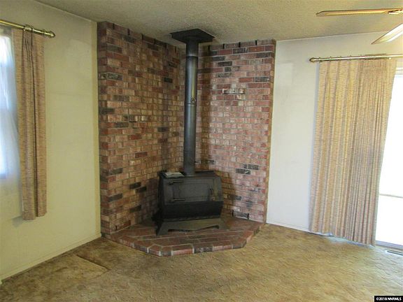 4th image of 822 Galena Ct